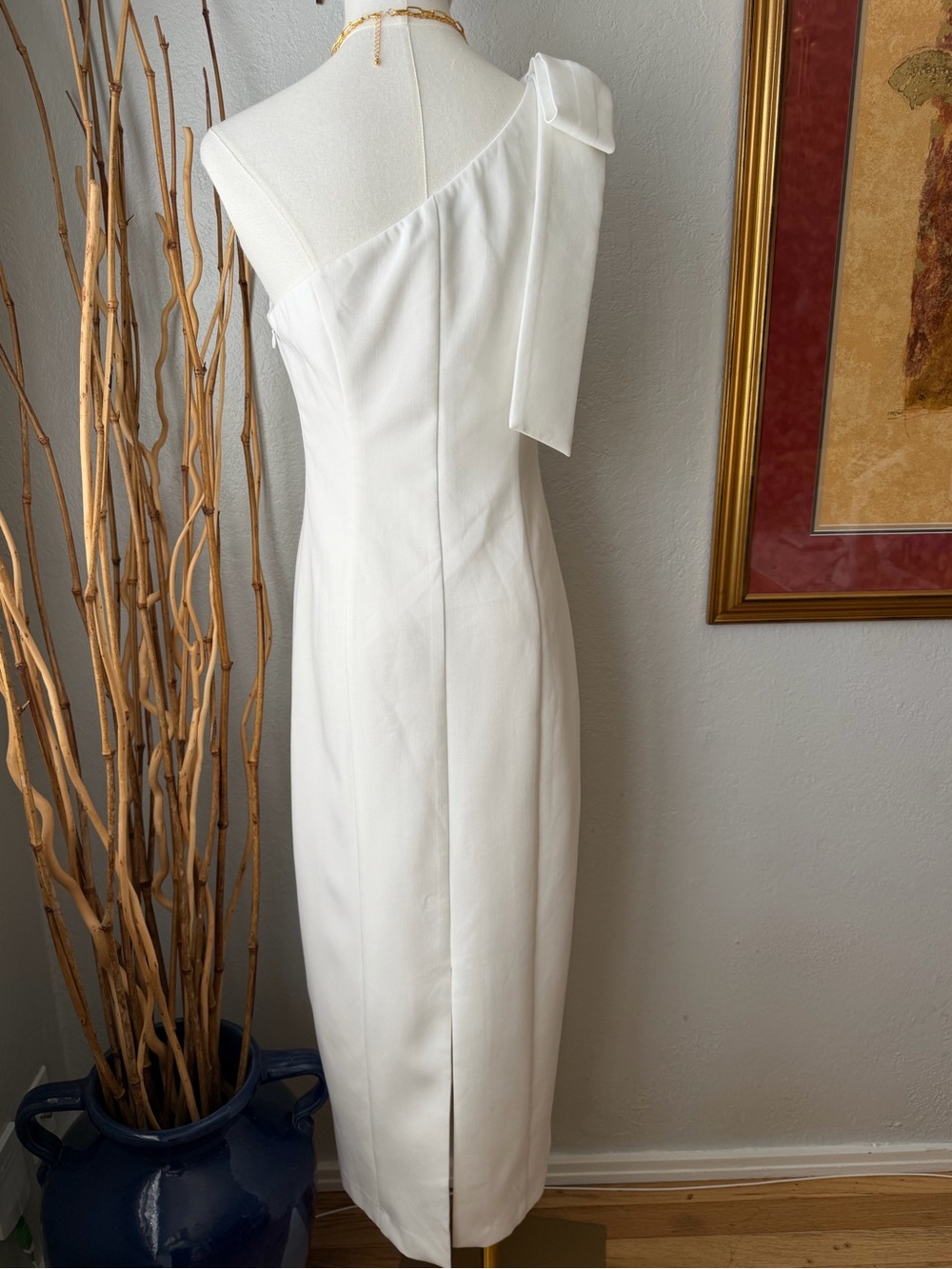 200~ NWOT~ Endless Rose White One-Shoulder Maxi Dress with Shoulder Bow Small - Picture 5 of 10